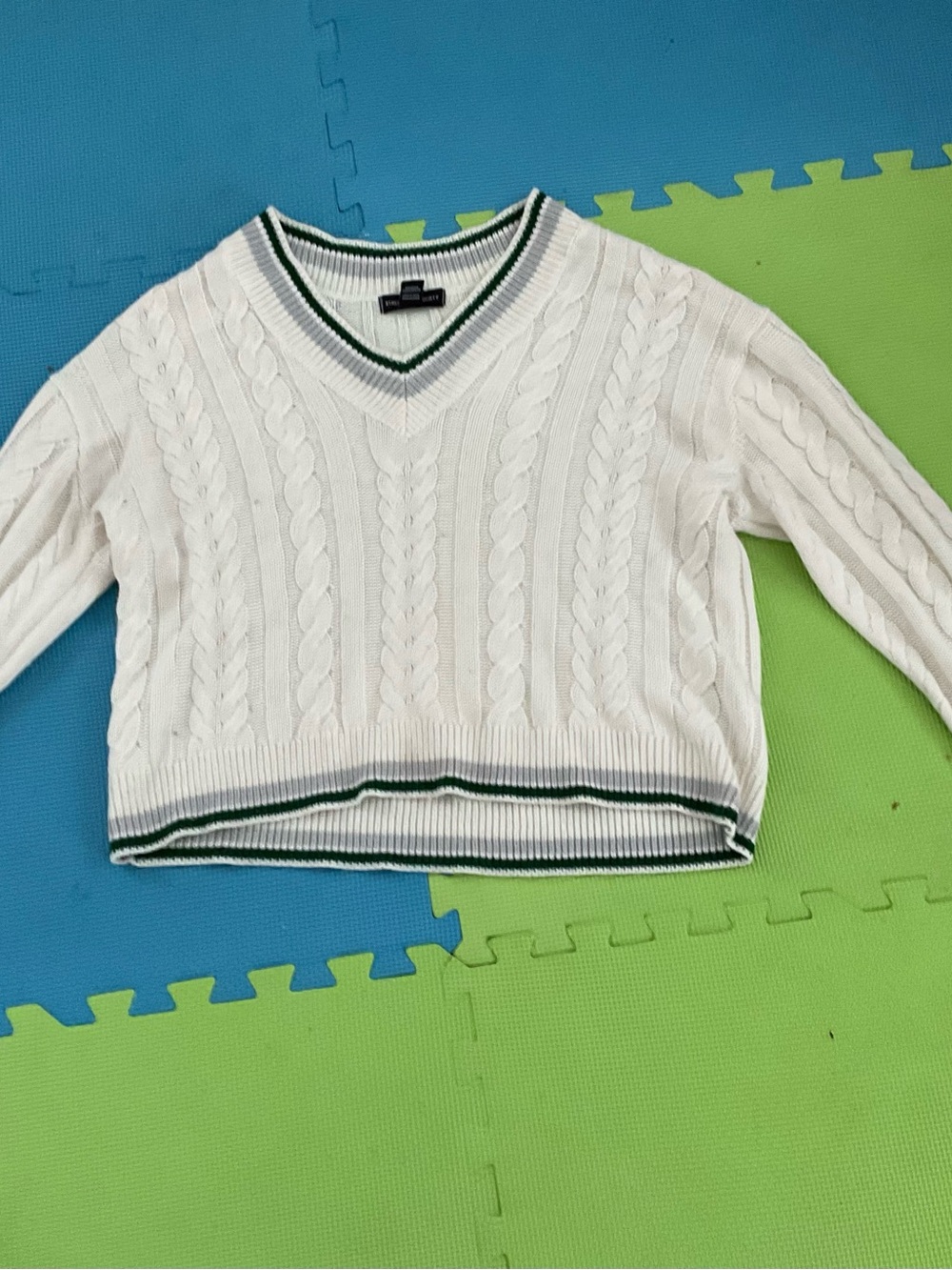 Urban Outfitters White Cable-Knit V-Neck Sweater with Green Trim